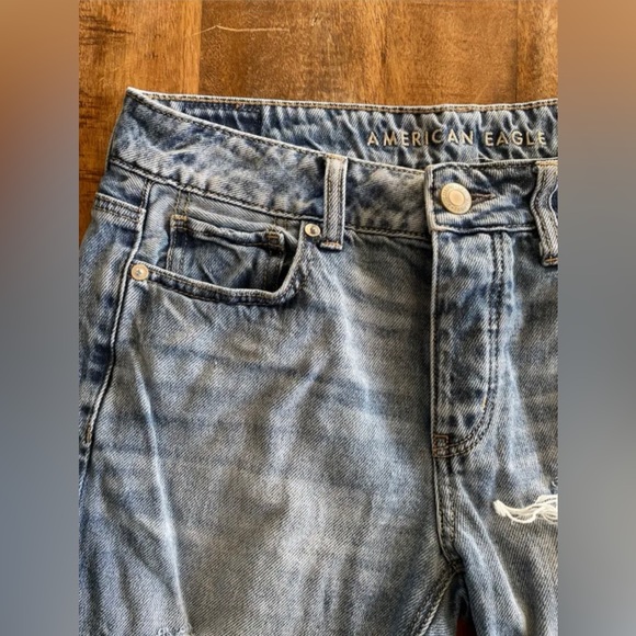 American Eagle Ripped Blue Jeans - Picture 2 of 5